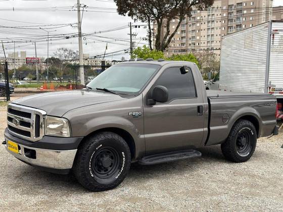 FORD F-250 4.2 XL 4X2 CS TURBO INTERCOOLER DIESEL 2P MANUAL FORD F-250 4.2 XL 4X2 CS TURBO INTERCOOLER DIESEL 2P MANUAL